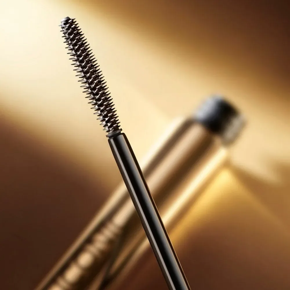 Iconic London Triple Threat Volumizing & Lengthening Mascara